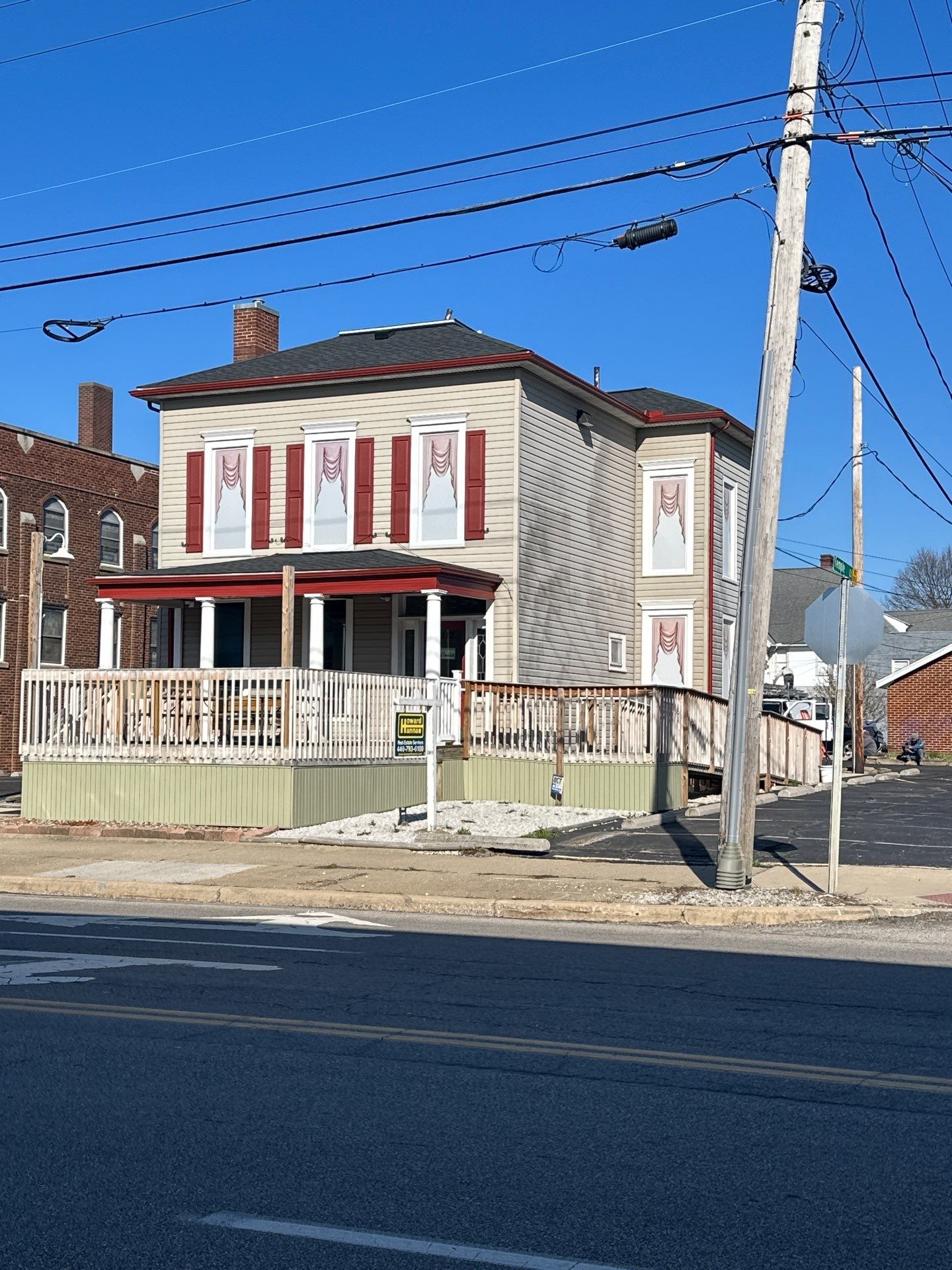 Charcoal Shingle Upgrade for This Unique Property in Elyria, OH - Elyria roofing project