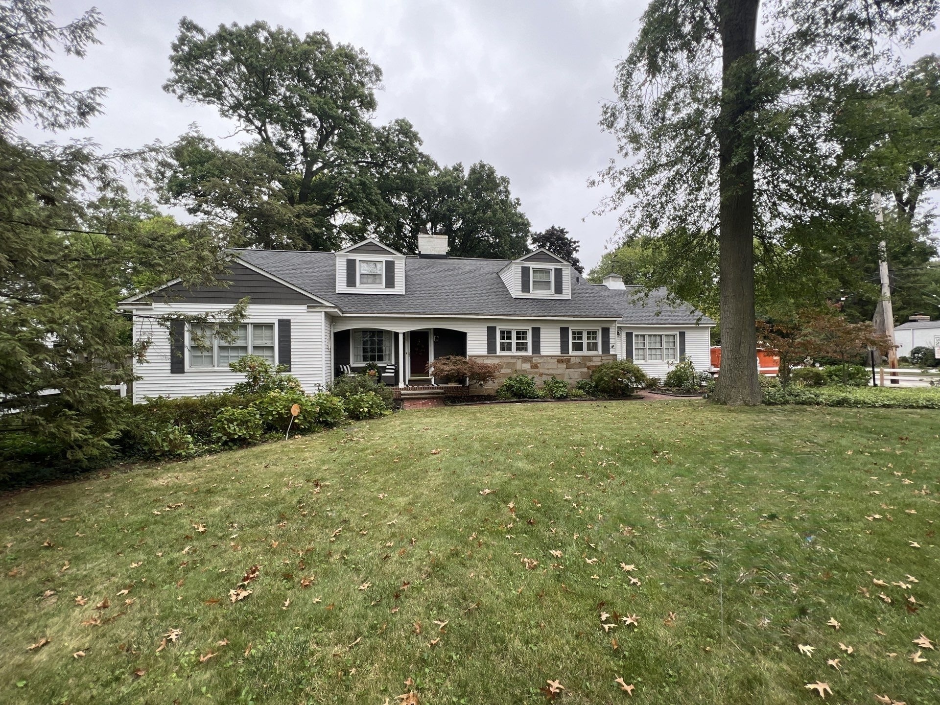 Cozy Home in Westlake Gets a Clean New Roof with Pewter Gray Natural Shadow Shingles - Westlake roofing project