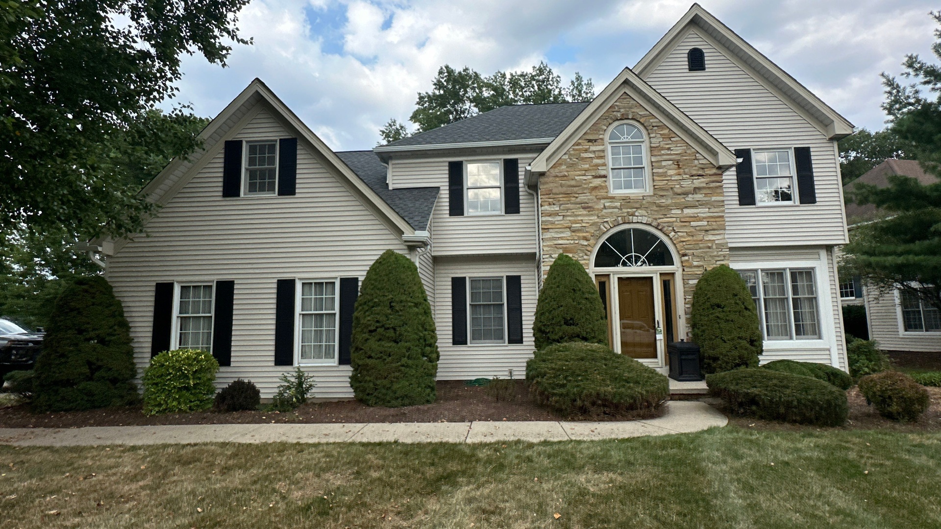 Elegant Roof and Siding Upgrade in Westlake - Westlake roofing project