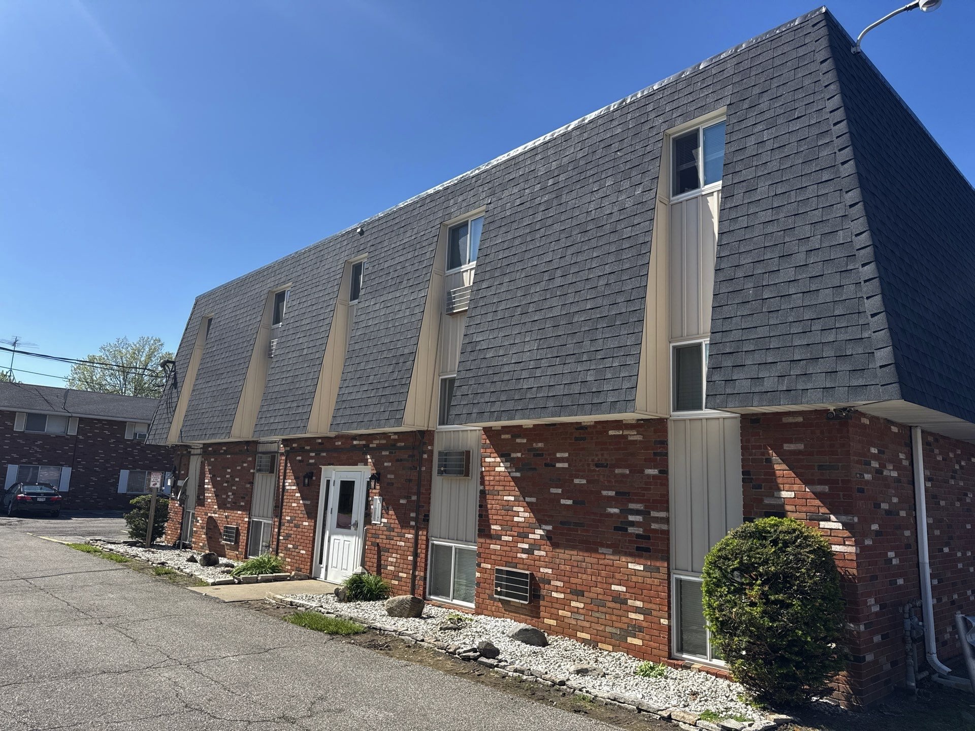 Apartment Building Mansard Roof Replacement in Lorain, OH