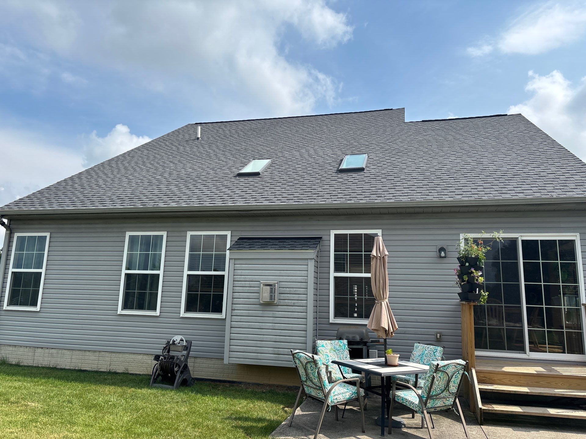 North Ridgeville Roof Replacement: GAF UHDZ Shingles in Waterbury - view 2