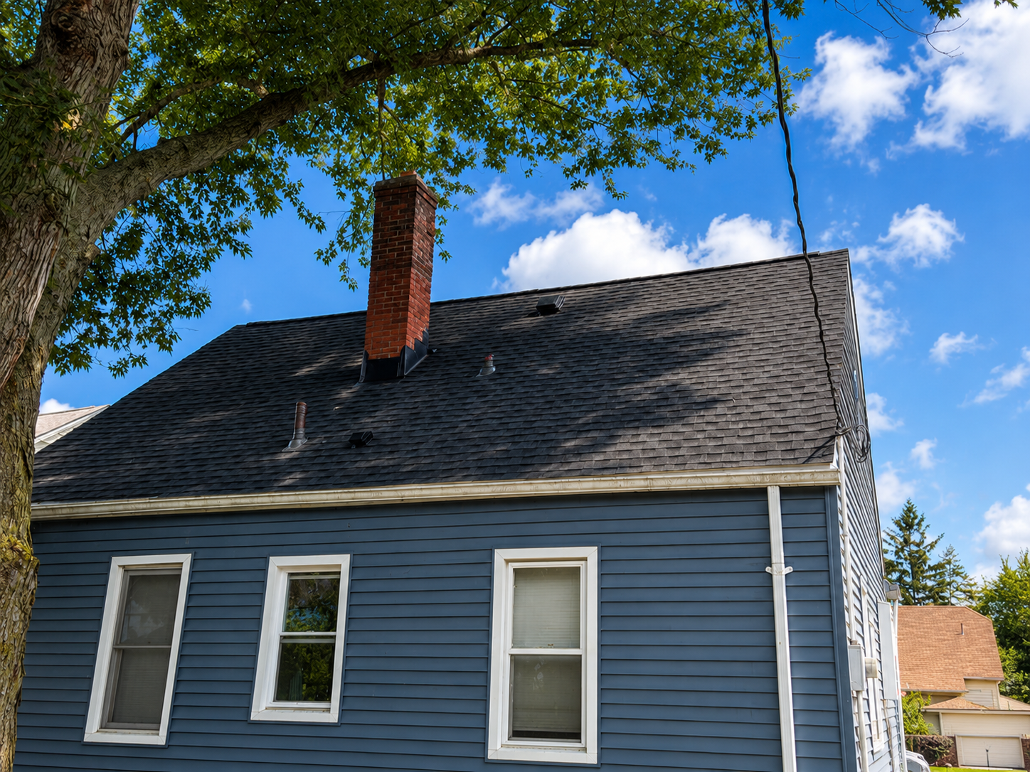 Full Roof Replacement in Parma, OH | GAF HDZ Charcoal Shingles - view 2