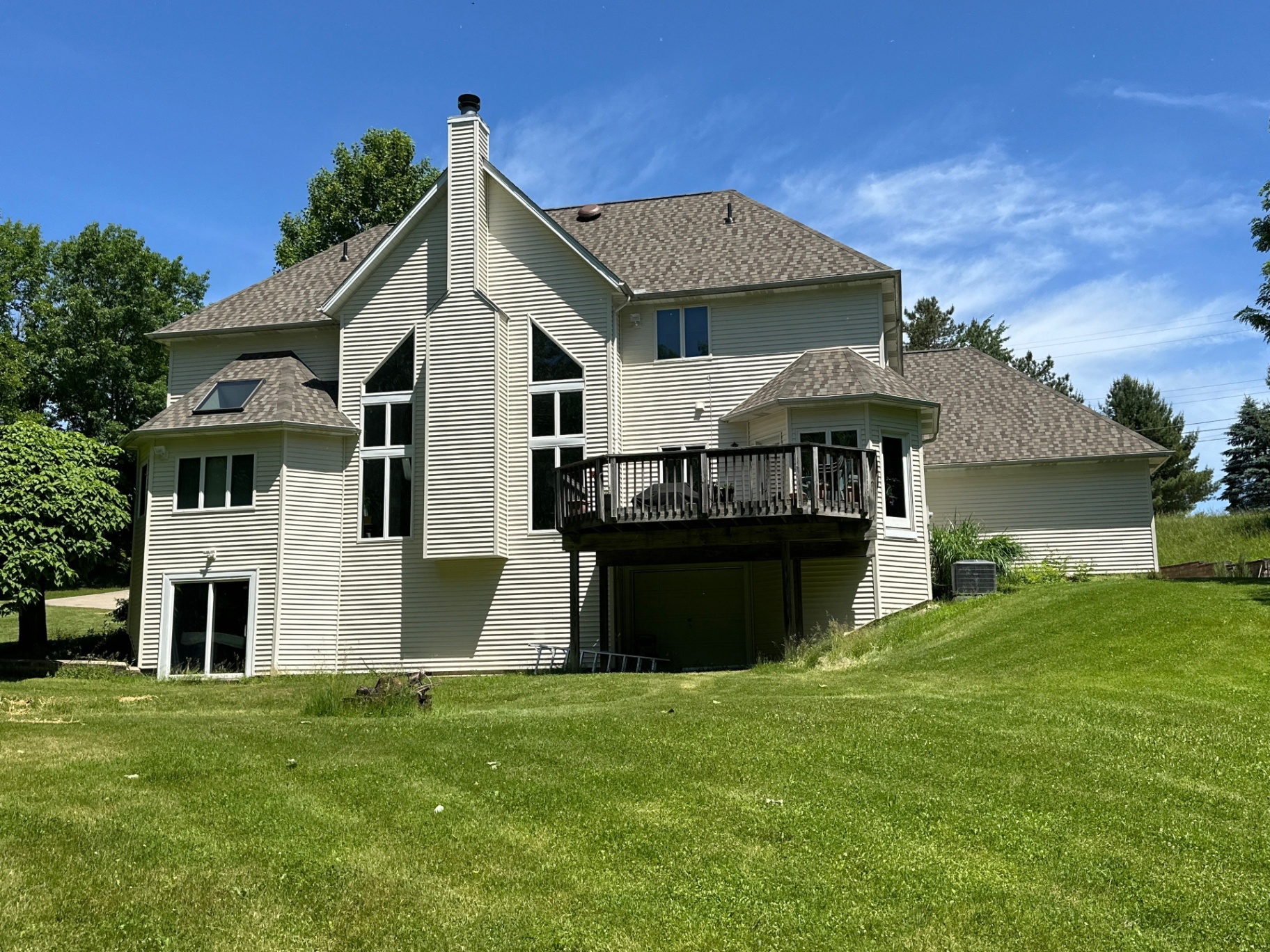 Picture-Perfect Roof Upgrade in Strongsville - view 2